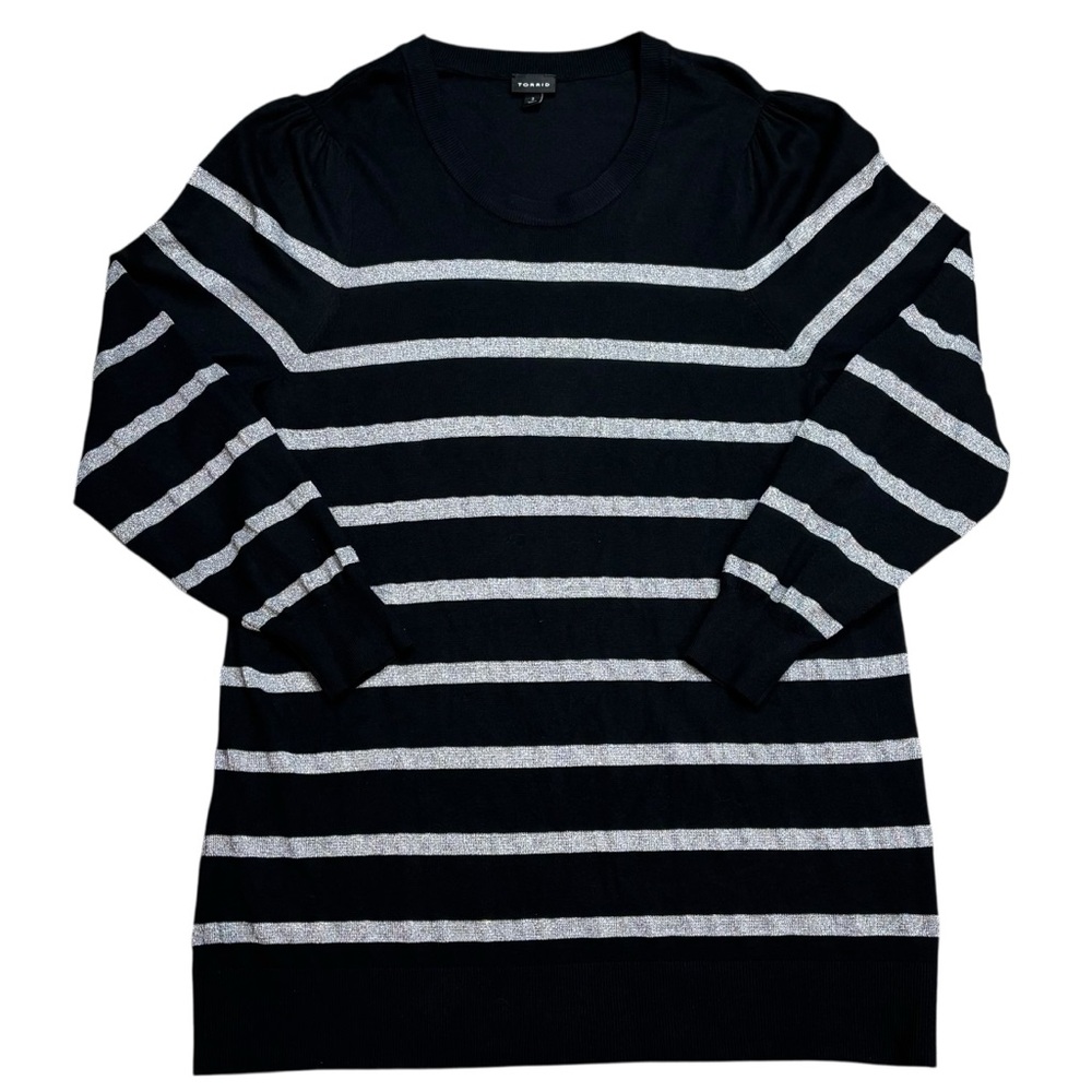 Torrid Black Silver Stripe Stretchy Fitted Knit Pullover CrewNeck Sweater 22-24